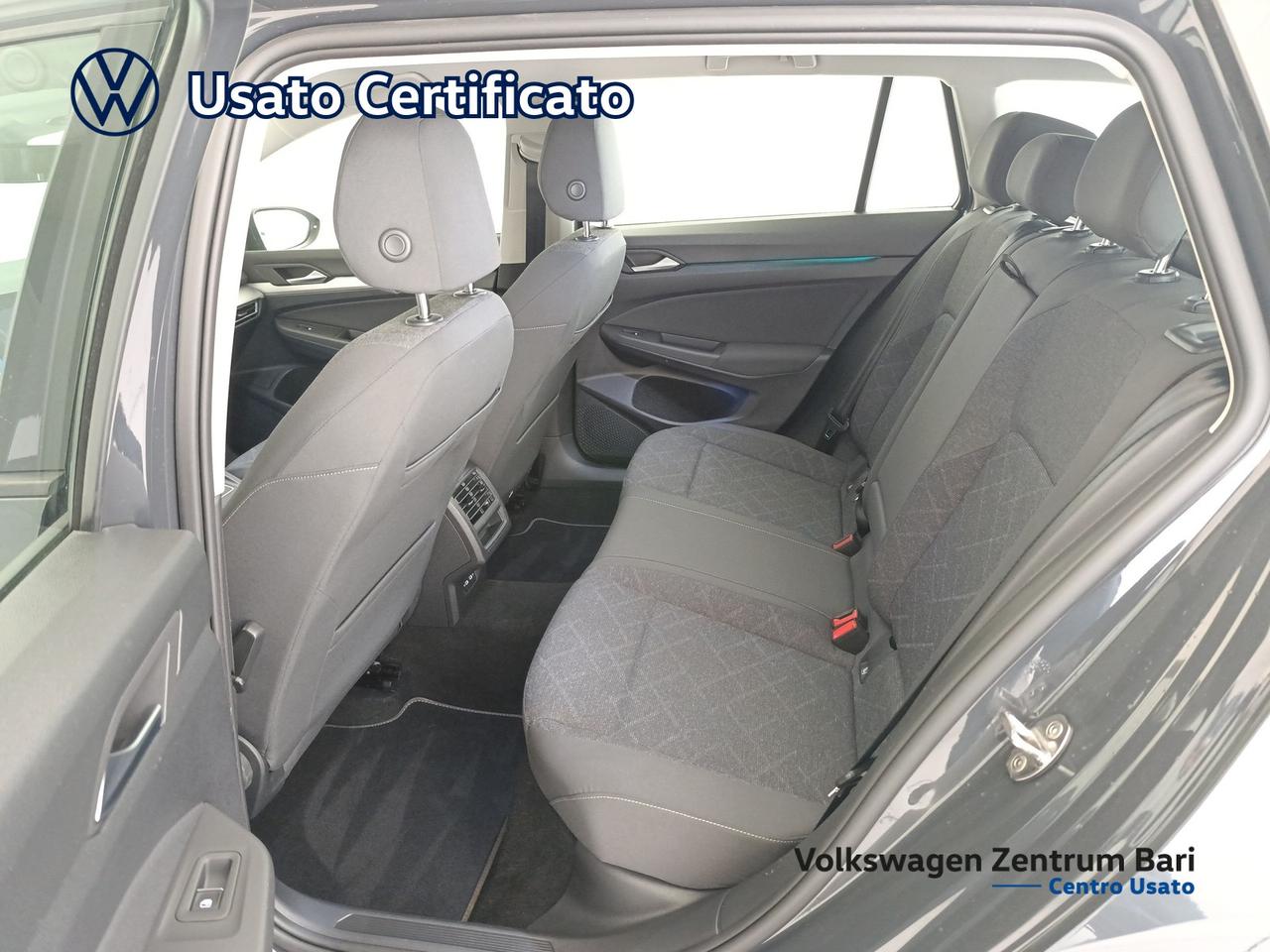 Volkswagen Golf variant 2.0 tdi life 150cv dsg