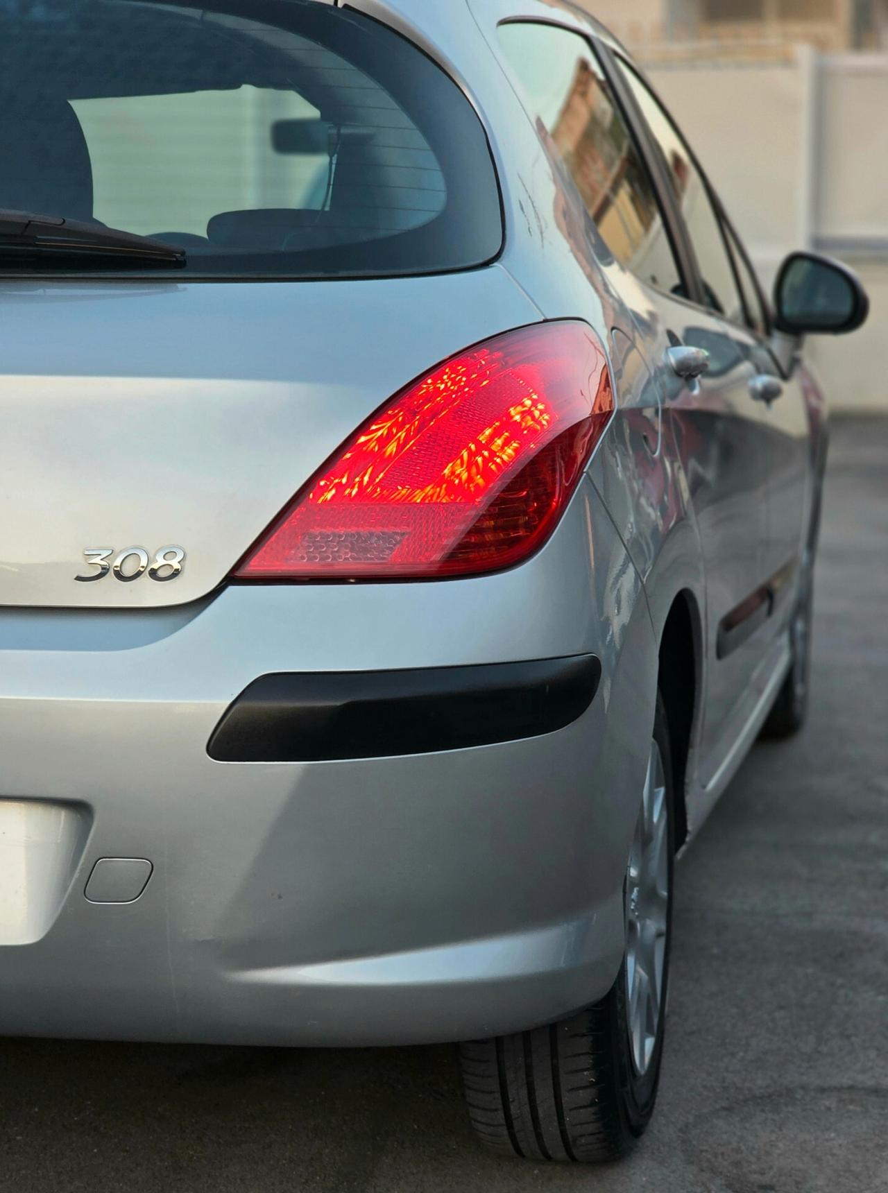 Peugeot 308 1.6 HDi 90CV 5p. Tecno
