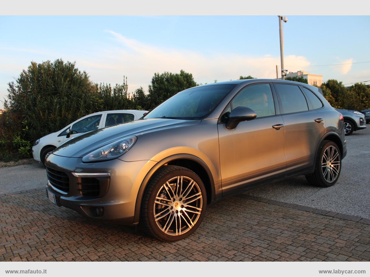 PORSCHE Cayenne 3.0 Diesel Platinum Edition