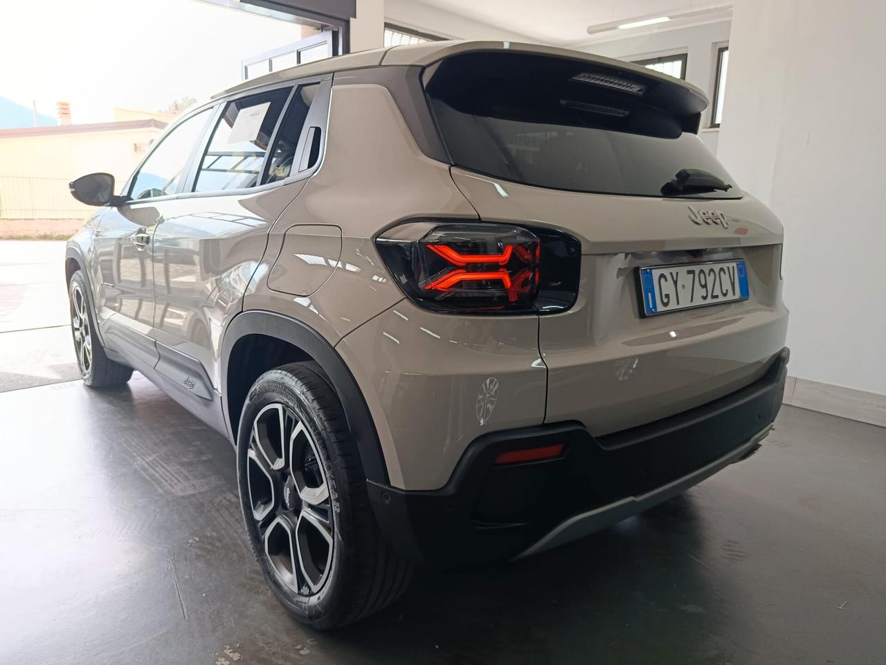 Jeep Avenger 1.2 Turbo 100 CV Summit