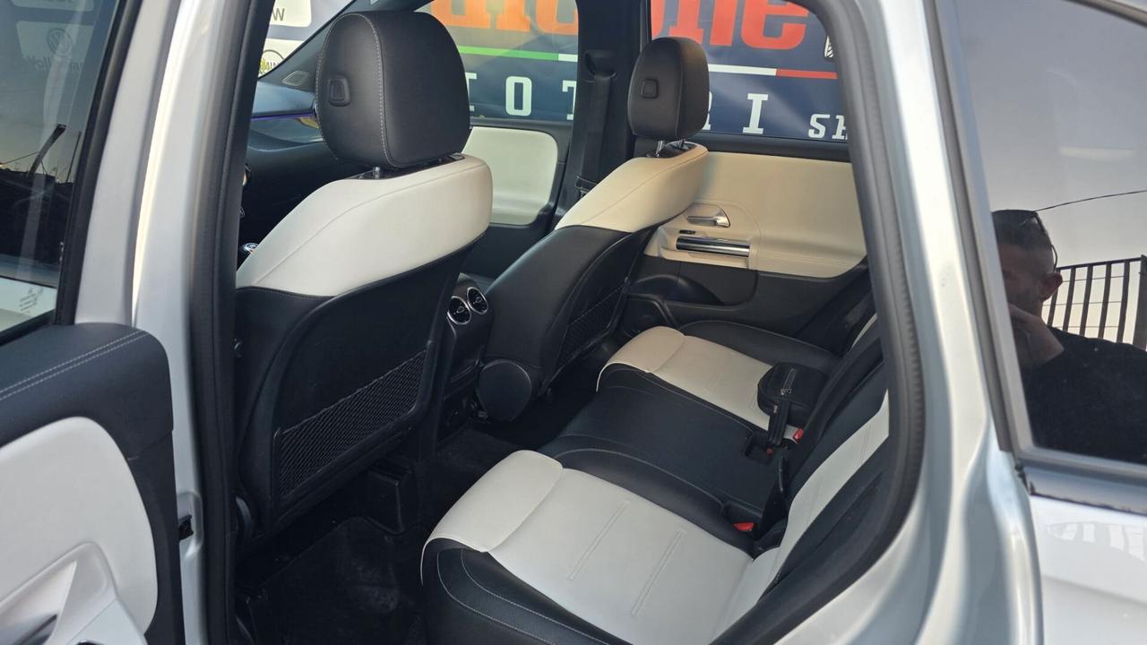 Mercedes-benz B 180 Premium AMG Luci Navi