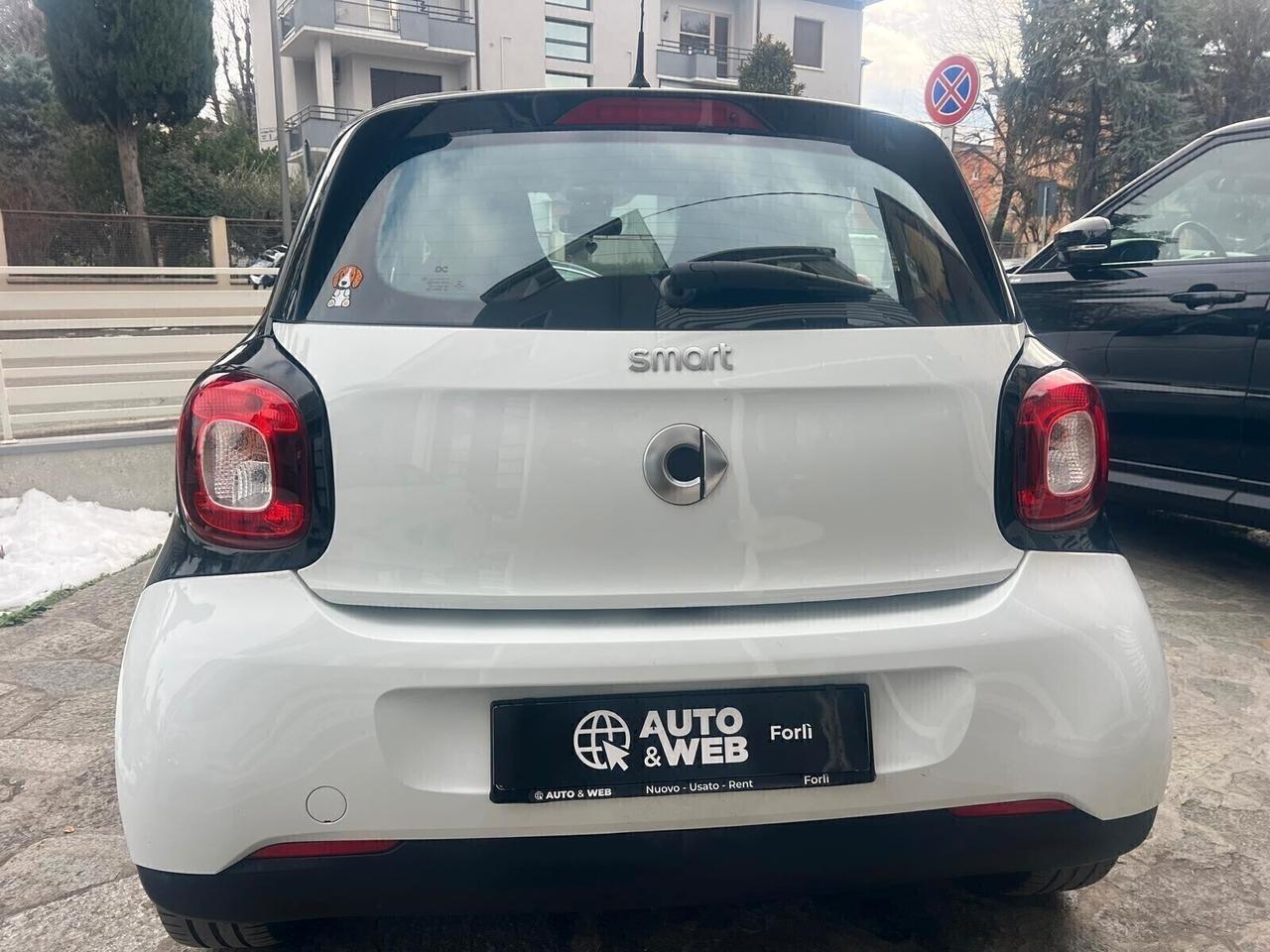 SMART FORFOUR 70 1.0 TWINAMIC PASSION AUT. NEOP.