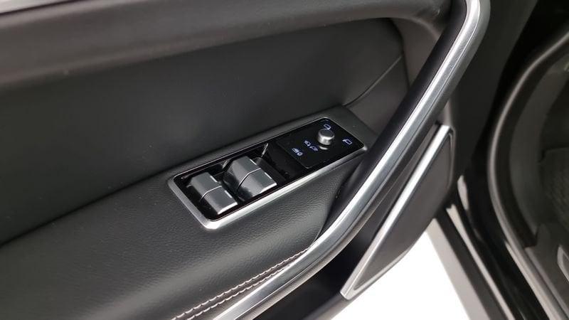 Jaguar F-Pace 2.0 D 163 CV AWD aut. R-Dynamic S