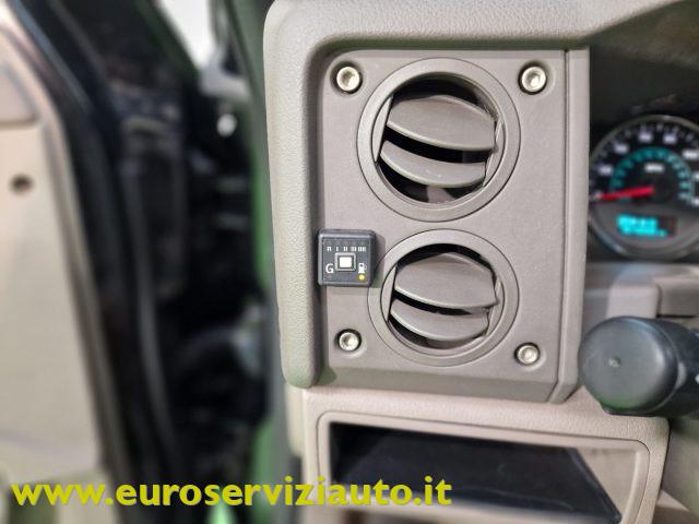 JEEP Commander 4.7 V6 Limited GPL