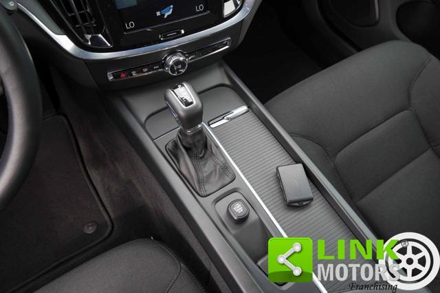 VOLVO V60 2.0 D3 150 CV Geartronic Business 2020 - 78.000KM