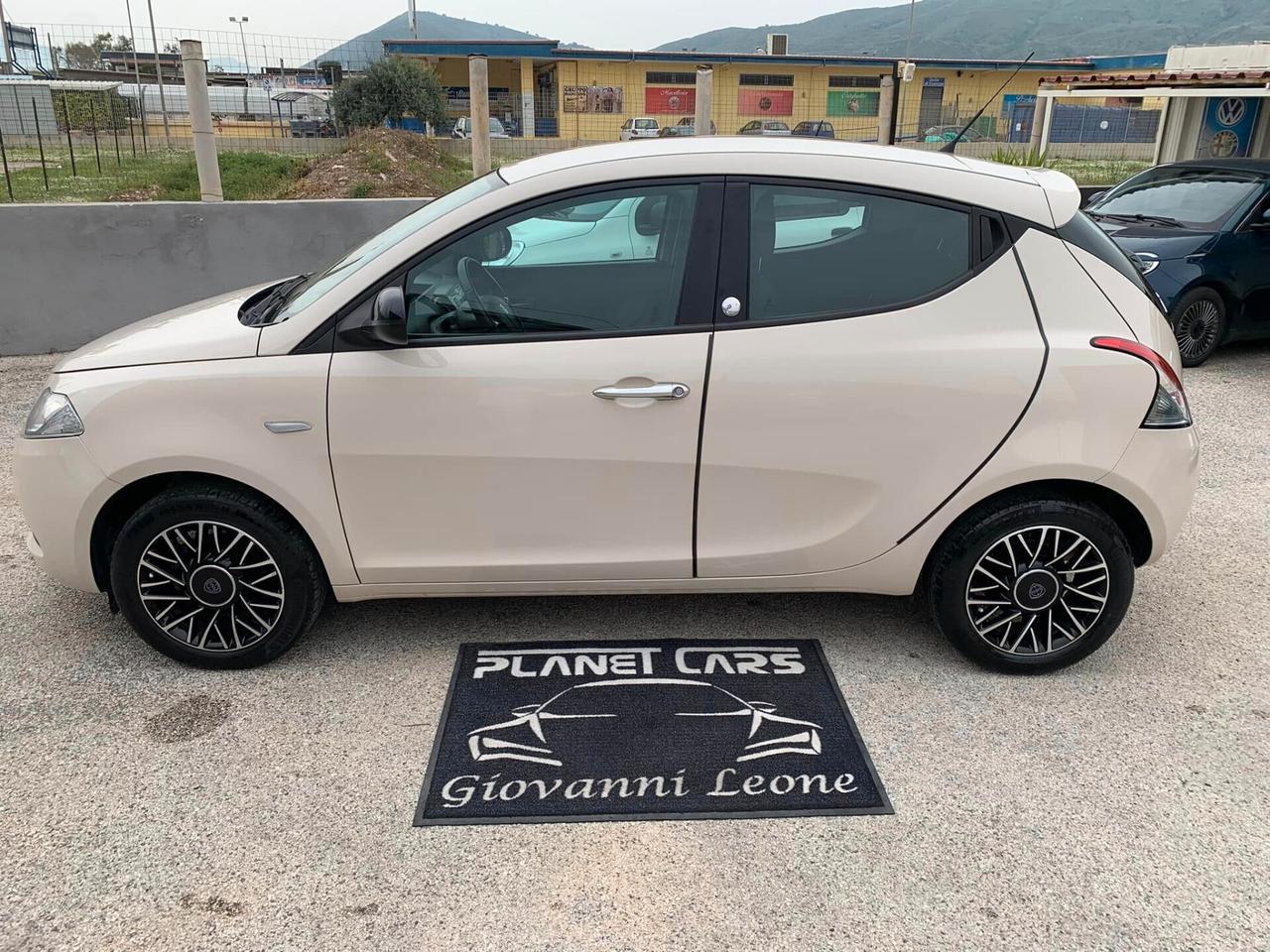 Lancia Ypsilon 1.2 69 CV GPL Ecochic Gold