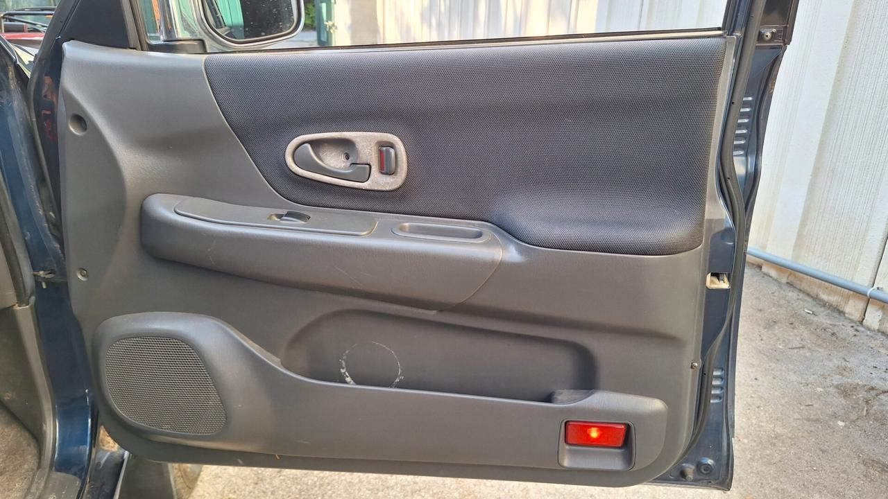 Mitsubishi Pajero Sport Pajero Sport 2.5 TDI GLX