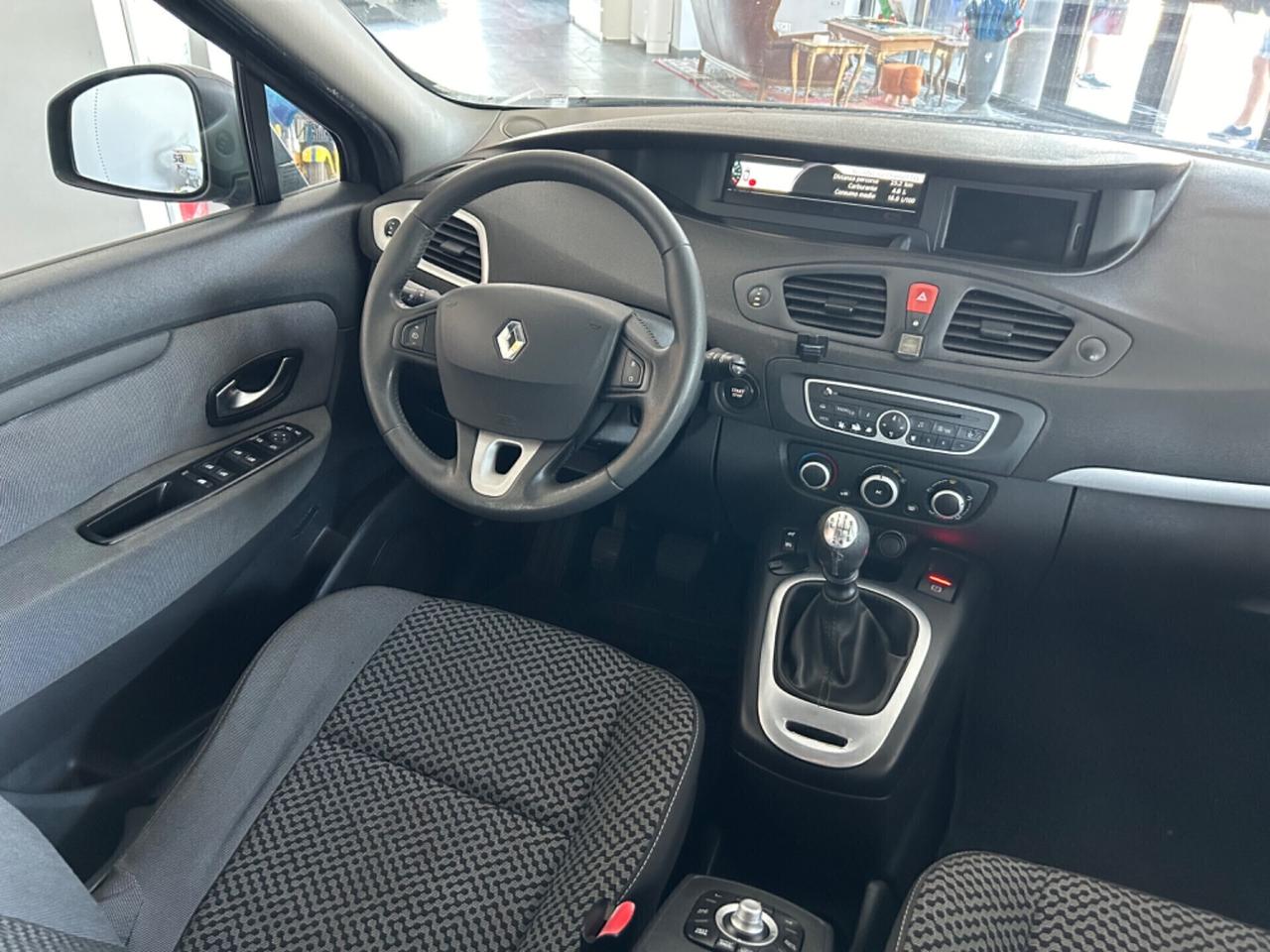 Renault Scenic 1.6 GPL|RETROCAMERA