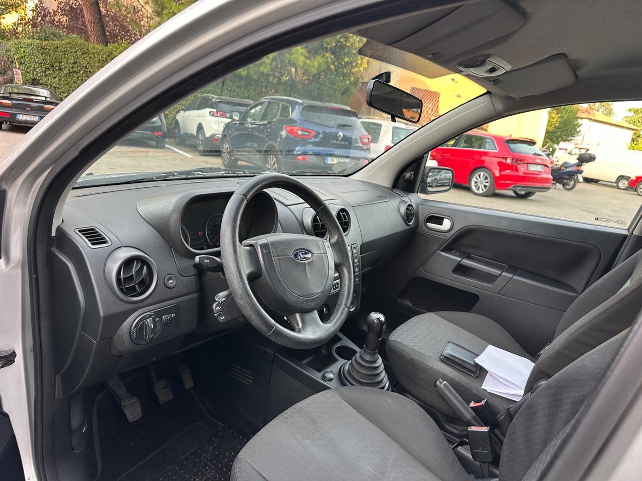 Ford Fusion 1.4 16V 5p. Leather