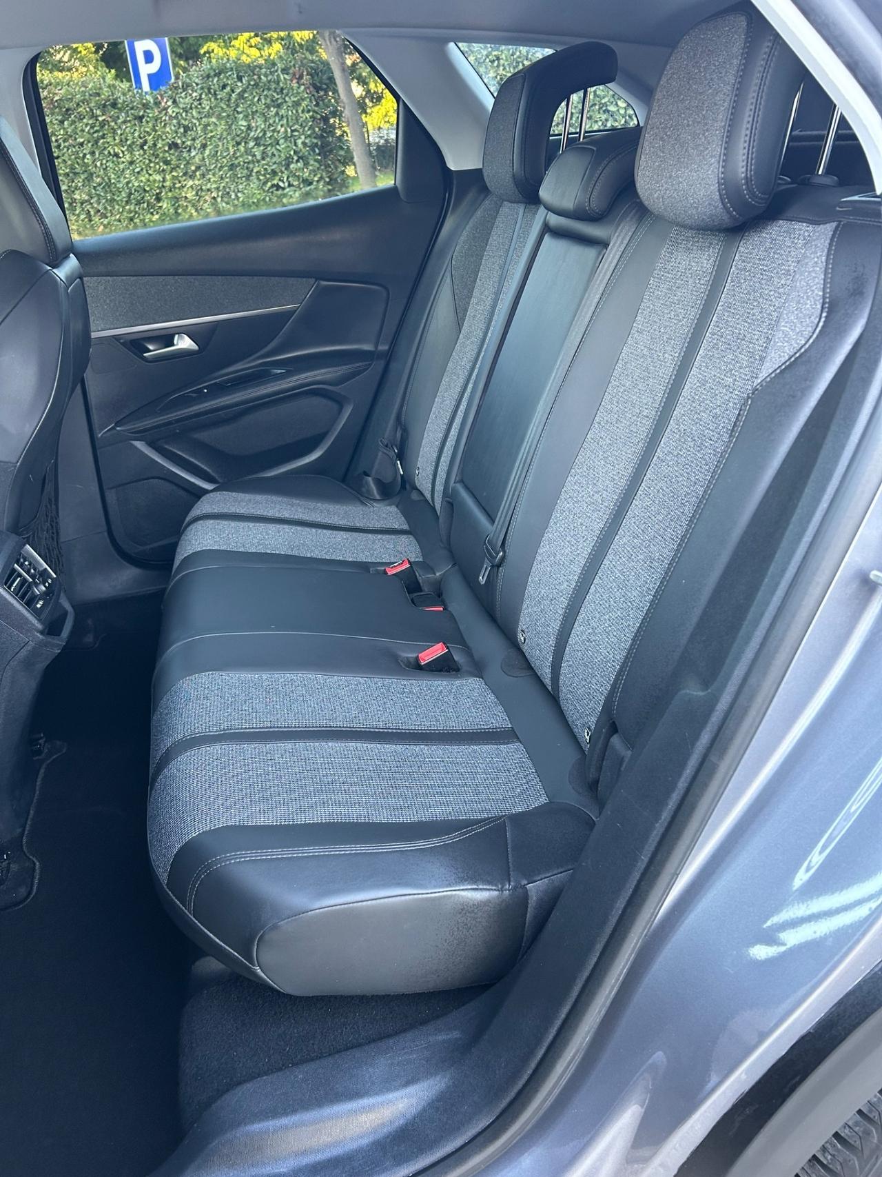 Peugeot 3008 1.6 BlueHDi 120cv Allure