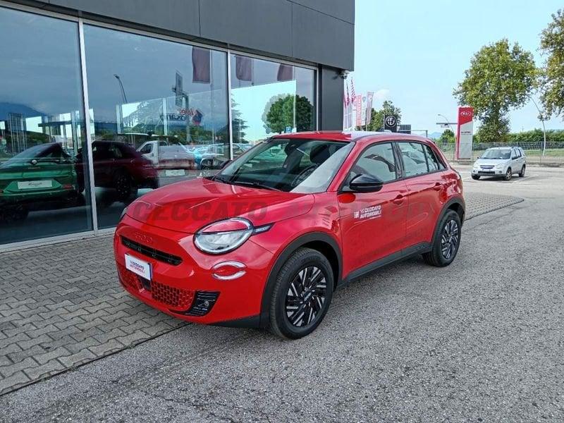 FIAT 600e - RED