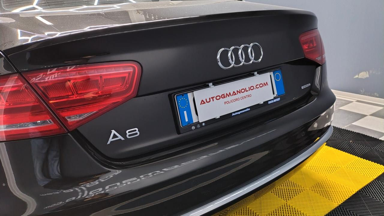 Audi A8 3.0 TDI QUATTRO 250 CV