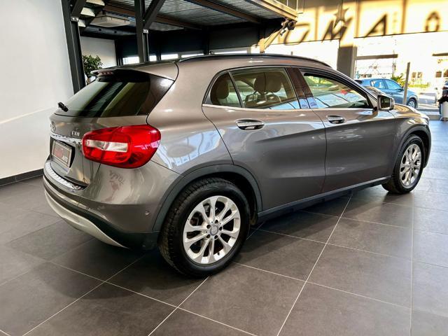 MERCEDES-BENZ GLA 180 CDI Premium