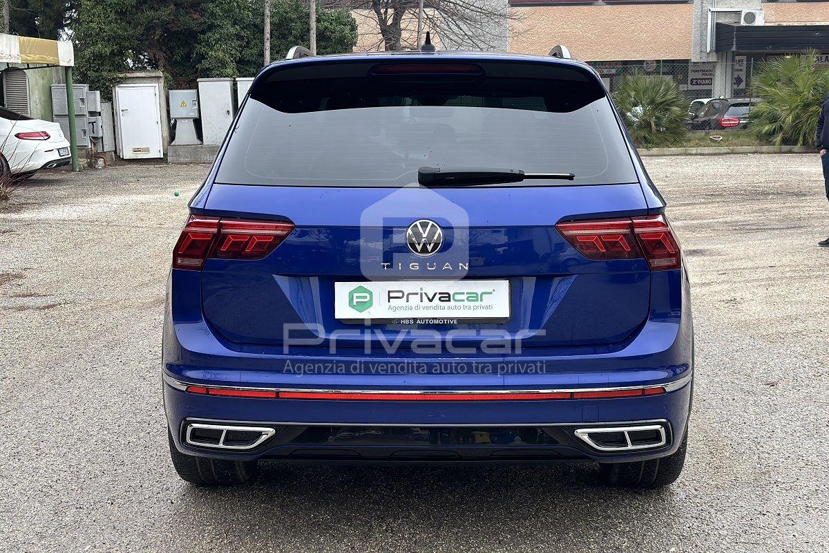 VOLKSWAGEN Tiguan 2.0 TDI 150 CV SCR DSG R-Line