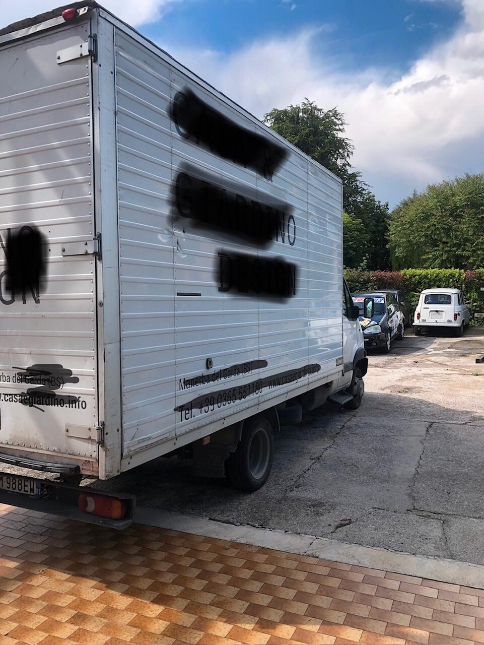 Renault Trucks Mascott
