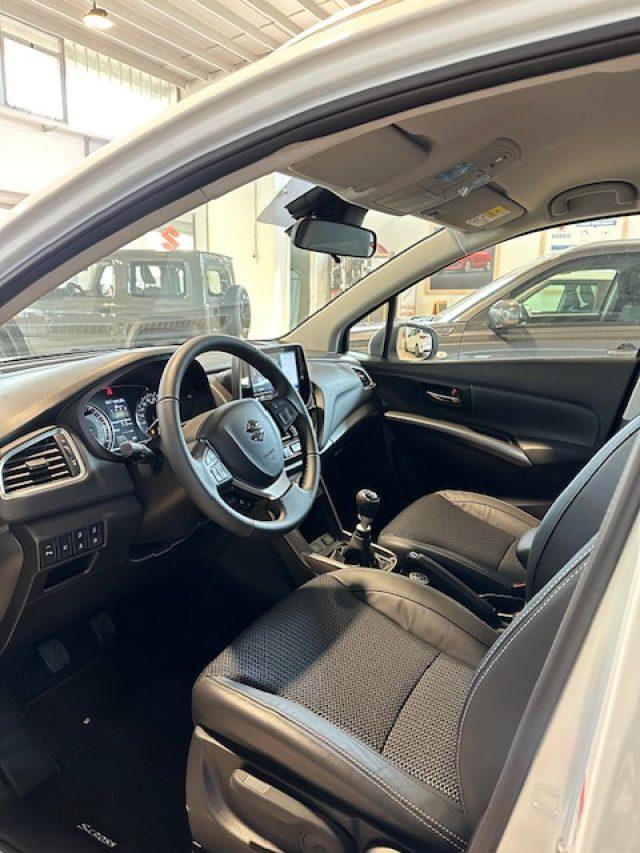 SUZUKI S-Cross 1.4 Hybrid Top