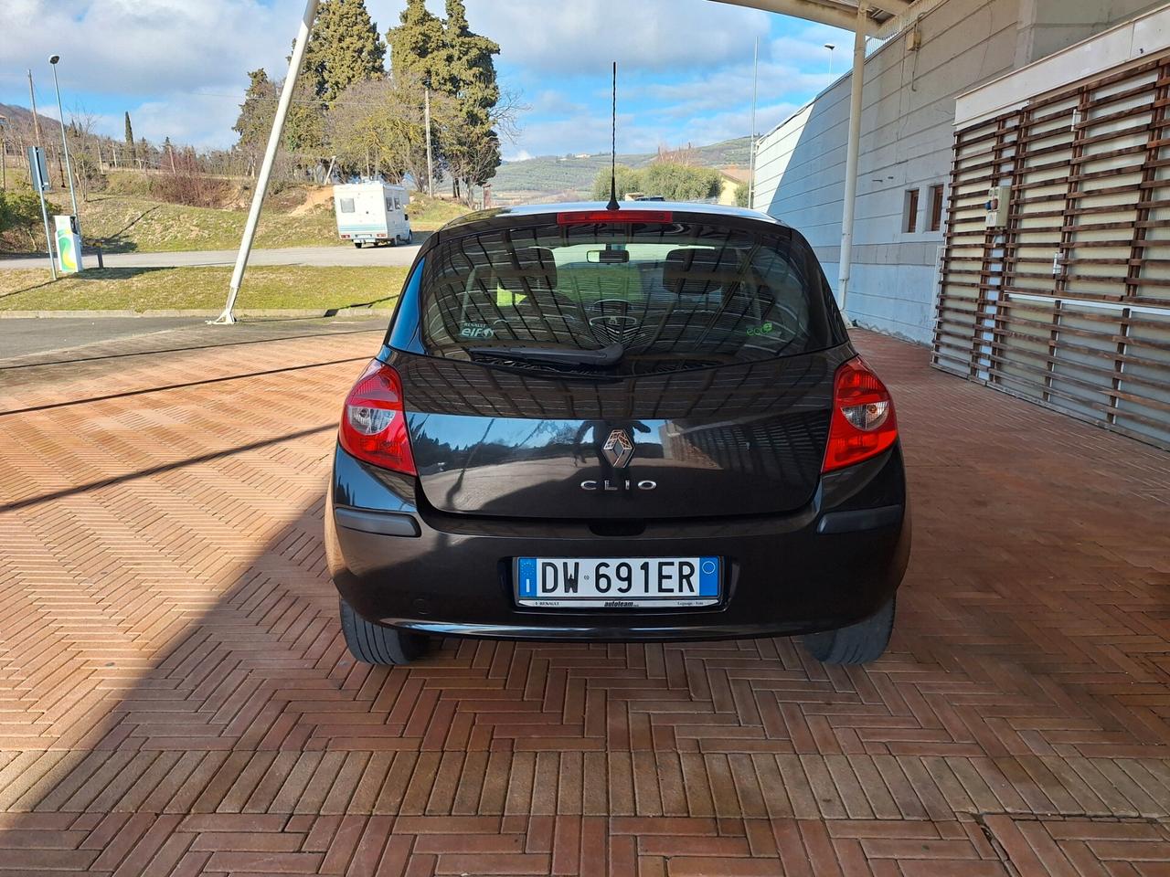 Renault Clio 1.2 16V 5 porte Dynamique