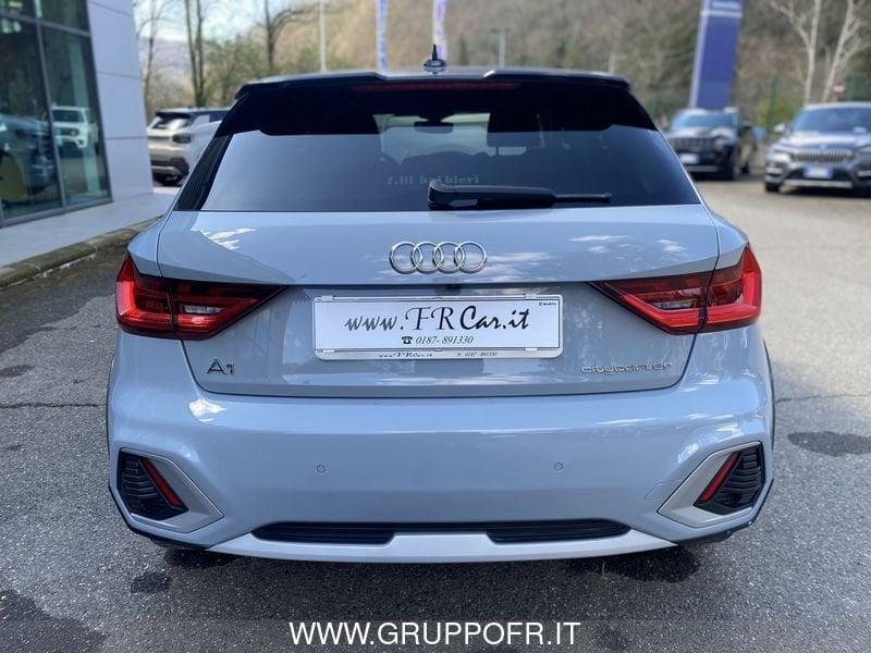 Audi A1 citycarver 30 TFSI Identity Contrast