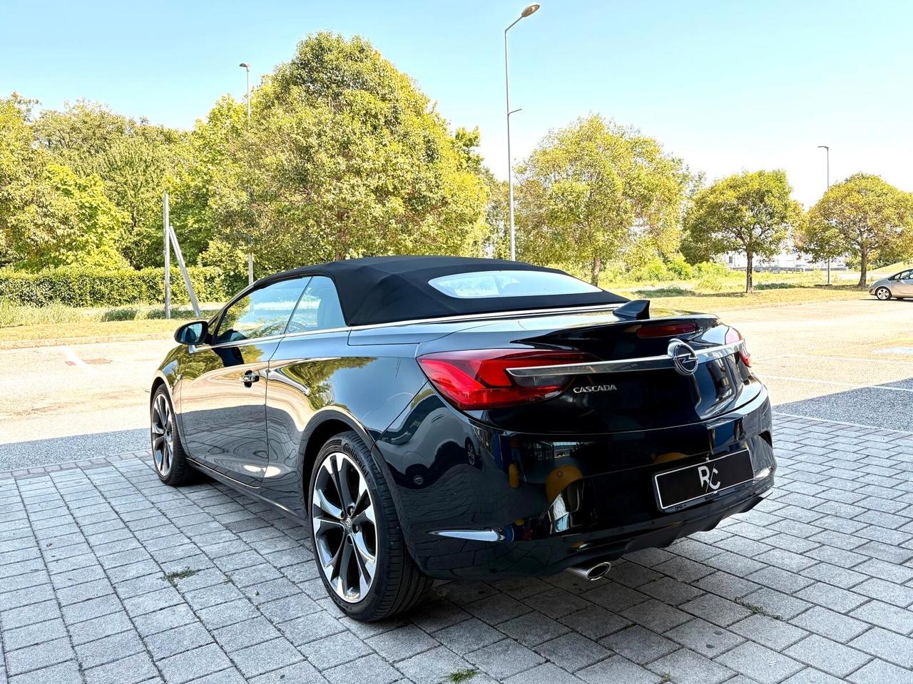 Opel Cascada 2.0 cdti CABRIO