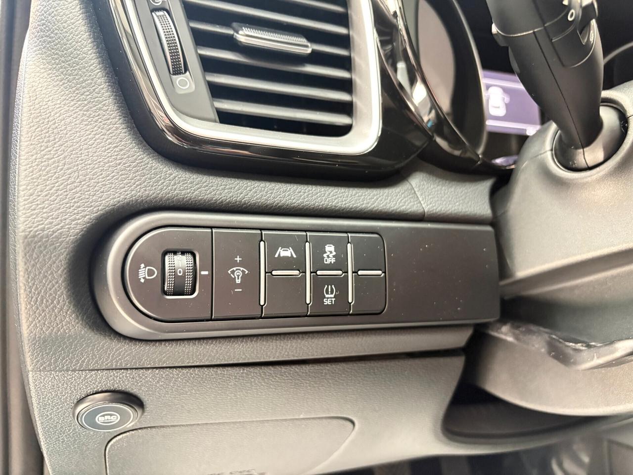 Kia XCeed 1.0 T-GDI GPL di SERIE Business 115cv ITALIANA Km0