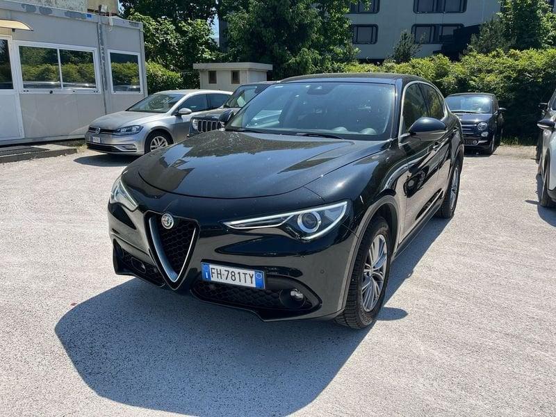 Alfa Romeo Stelvio 2.2 Turbodiesel 210 CV AT8 Q4 Executive