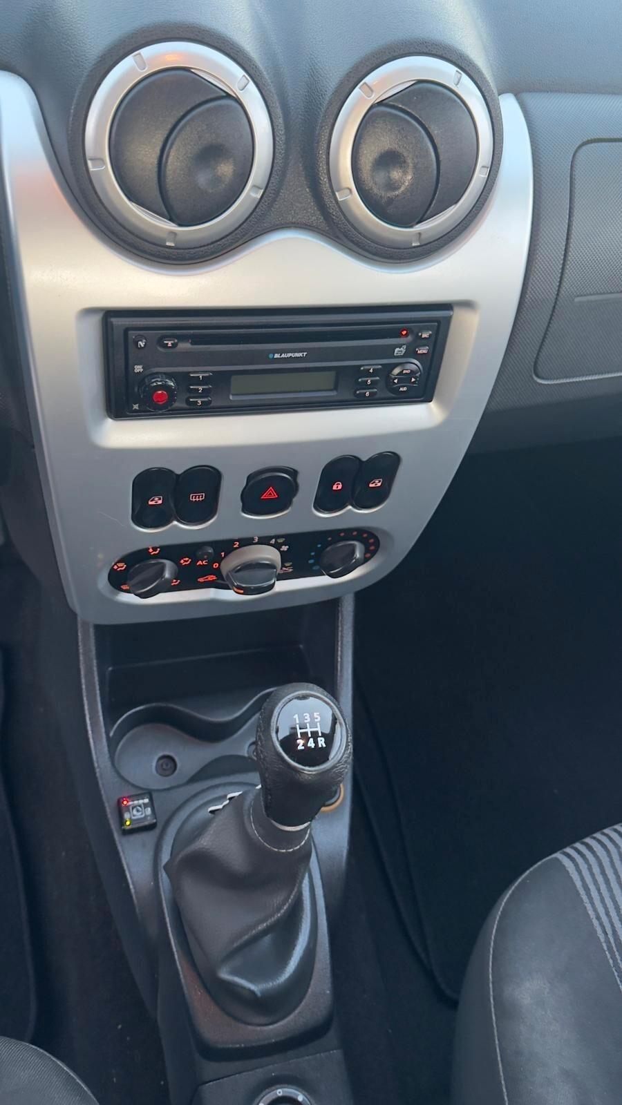 Dacia Sandero 1.4 8V GPL Lauréate