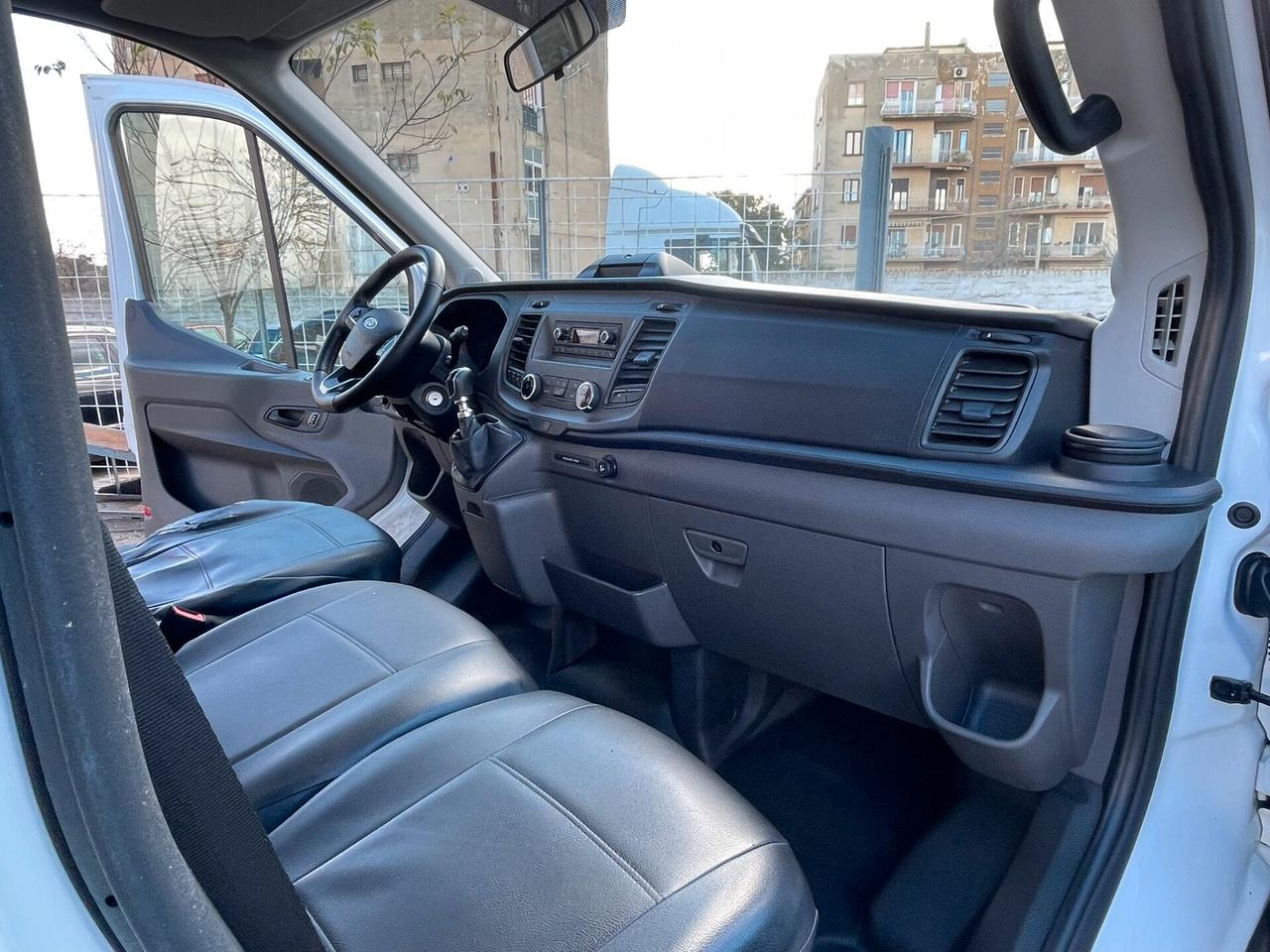 FORD TRANSIT KOMBI 9 POSTI TRASPORTO DISABILI 2021