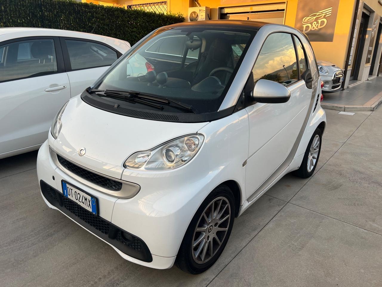 Smart ForTwo 1000 52 kW coupé passion