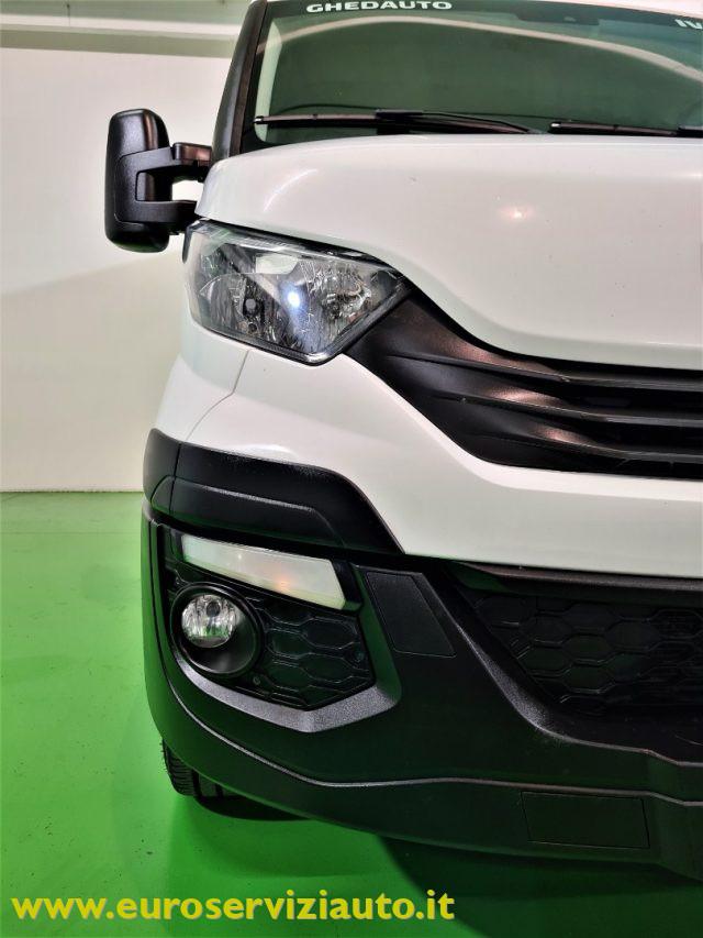 IVECO Daily Daily 2.3 disel HKa 35 S V Randstand 3520 L