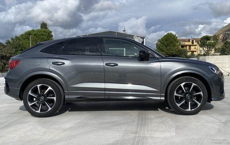 Audi Q3 SPB S Line interno ed esterno 2.0 TDI 150CV S-Tronic 35