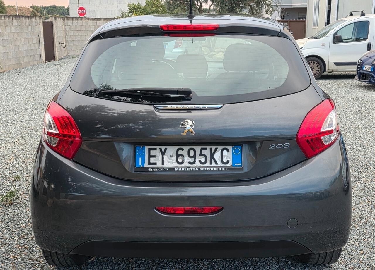 Peugeot 208 1.4 HDi 68 CV 5 porte Allure