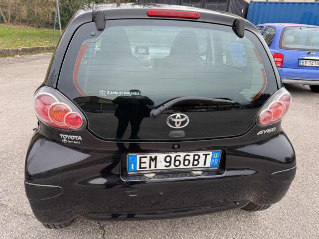 TOYOTA Aygo 1.0 12V VVT-i 5p Deep Ocean Connect Bellissima
