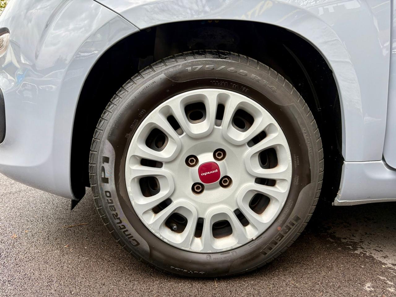 99.000 KM Fiat Panda 1.0 FireFly S&S Hybrid