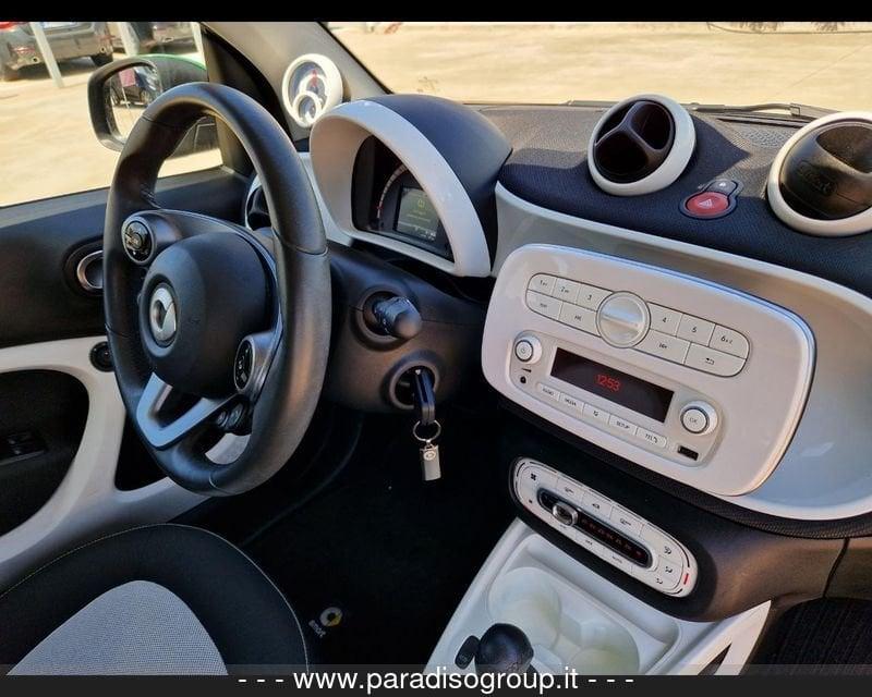 smart fortwo 3ª s. (C453) EQ Passion