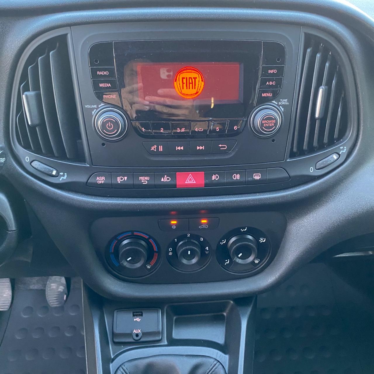 Fiat Doblo 1.6 Diesel Porte Posteriore + Gancio