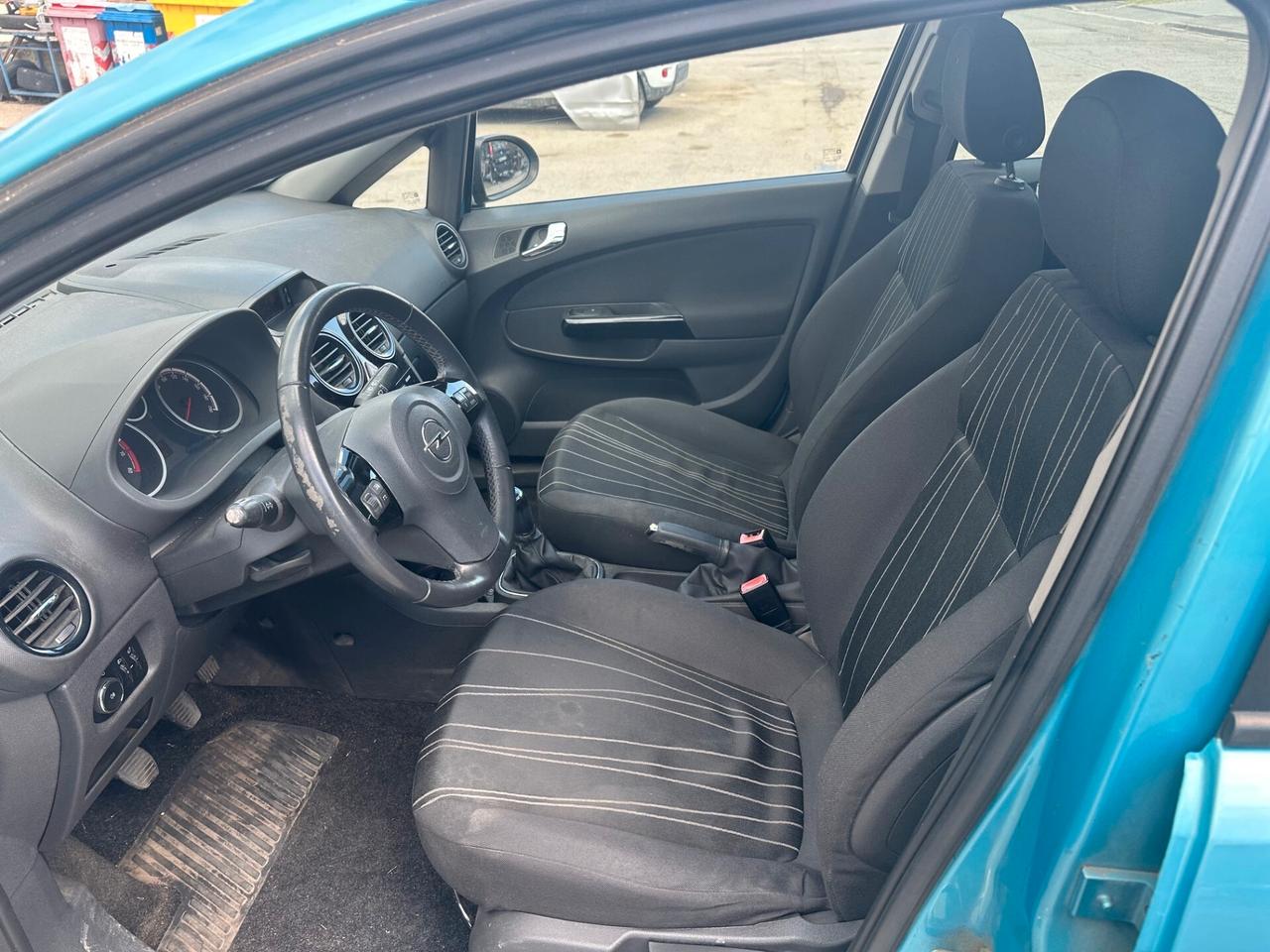 Opel Corsa 1.2 5 porte Edition ok neo patentati