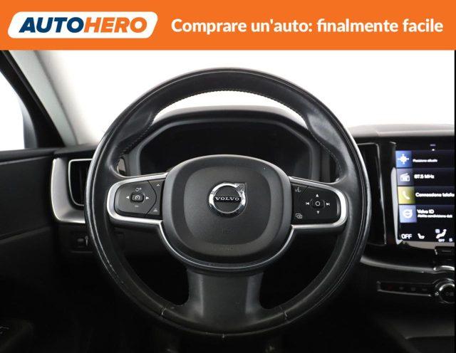 VOLVO XC60 B4 (d) AWD Geartronic Momentum