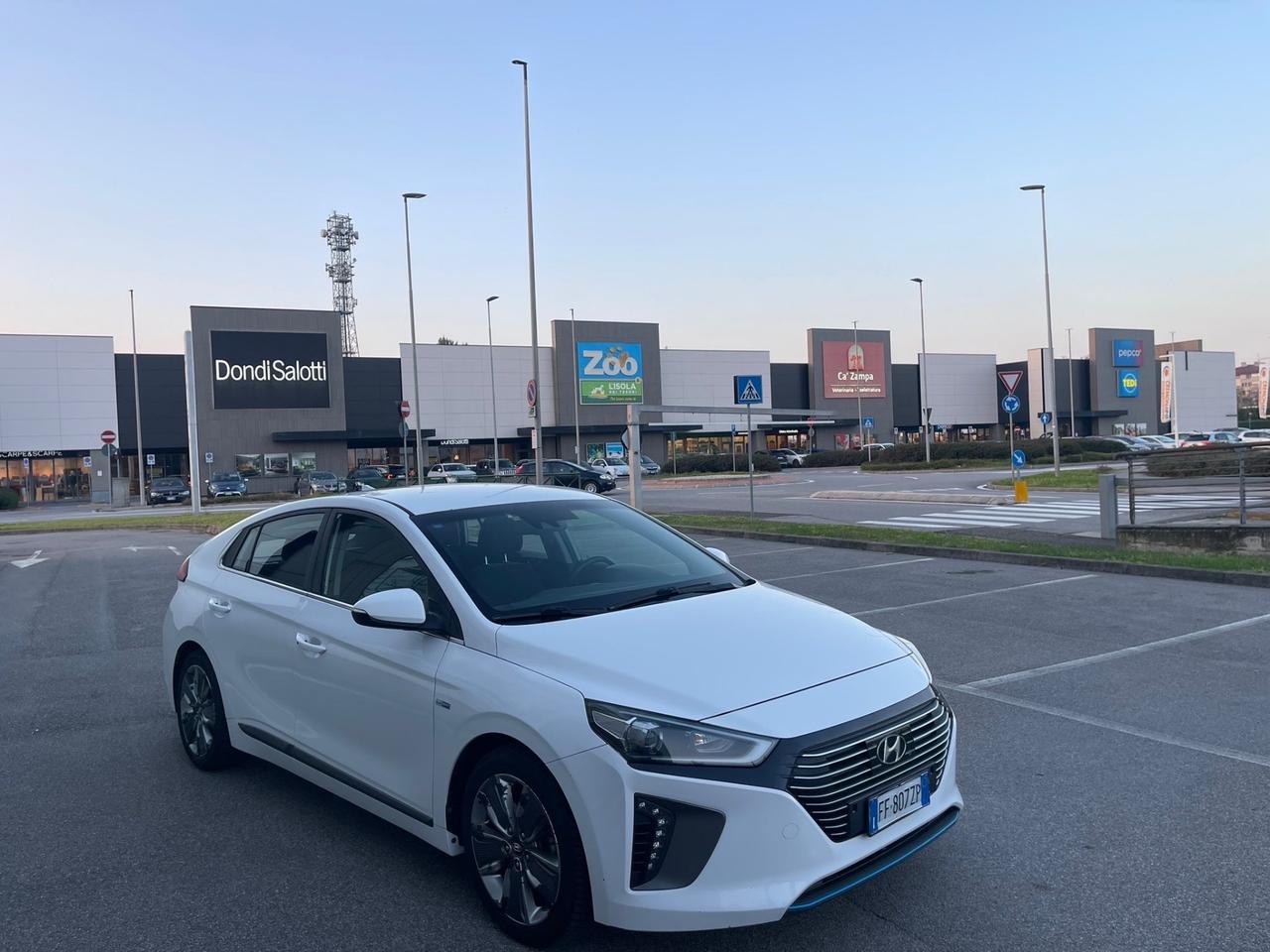 Hyundai Ioniq 1.6 Hybrid DCT Style