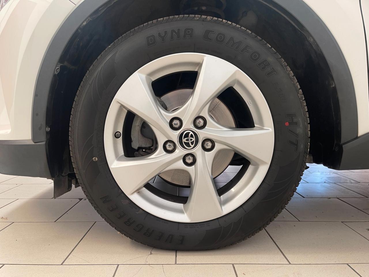 Toyota C-HR Active 1.2 2wd-Ok Neopatentati-LEGGI SOTTO