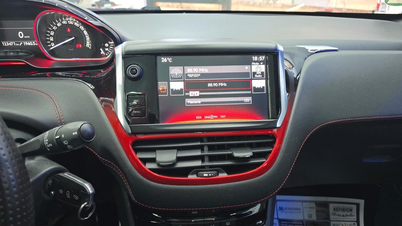 Peugeot 208 1.6 THP 200 CV 3 porte GTi