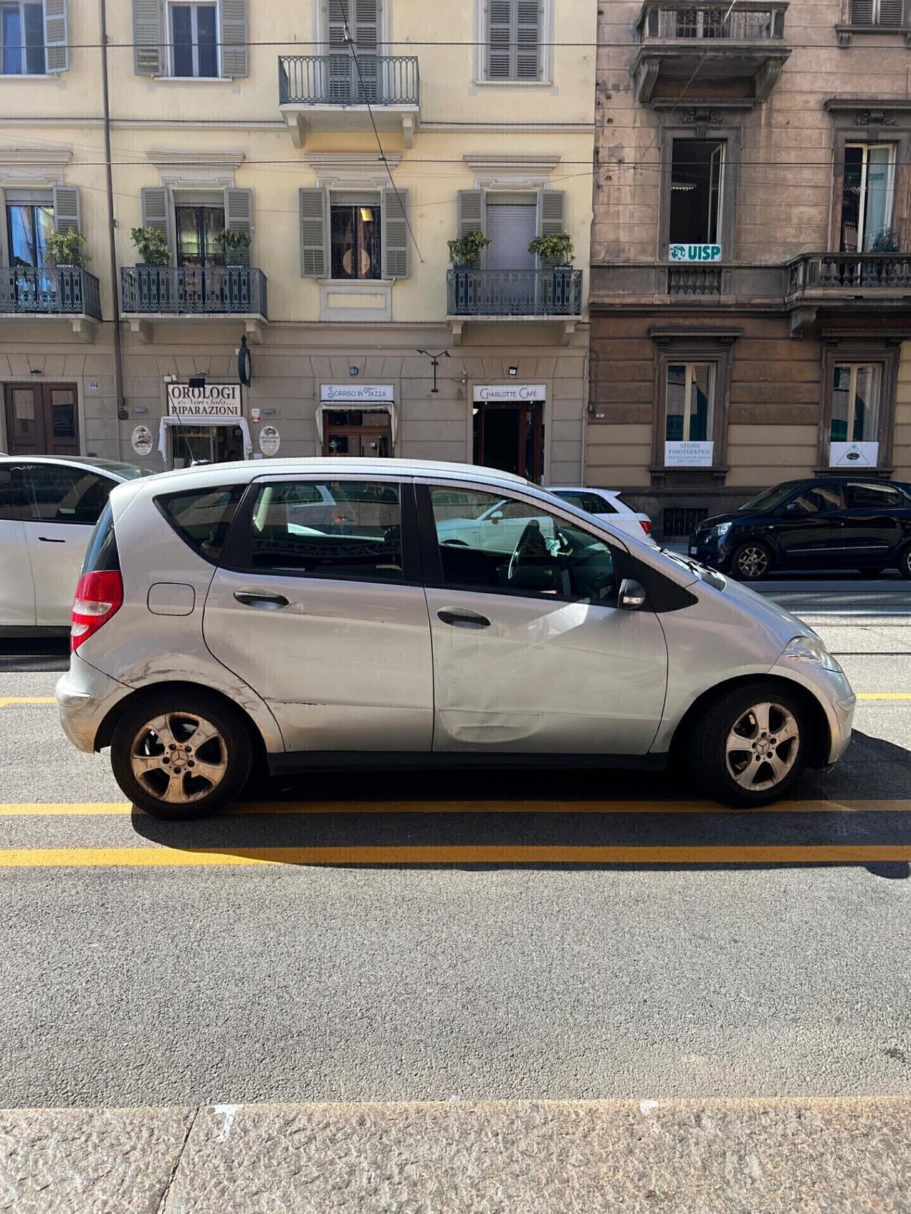 Mercedes-benz - APERTI AD AGOSTO