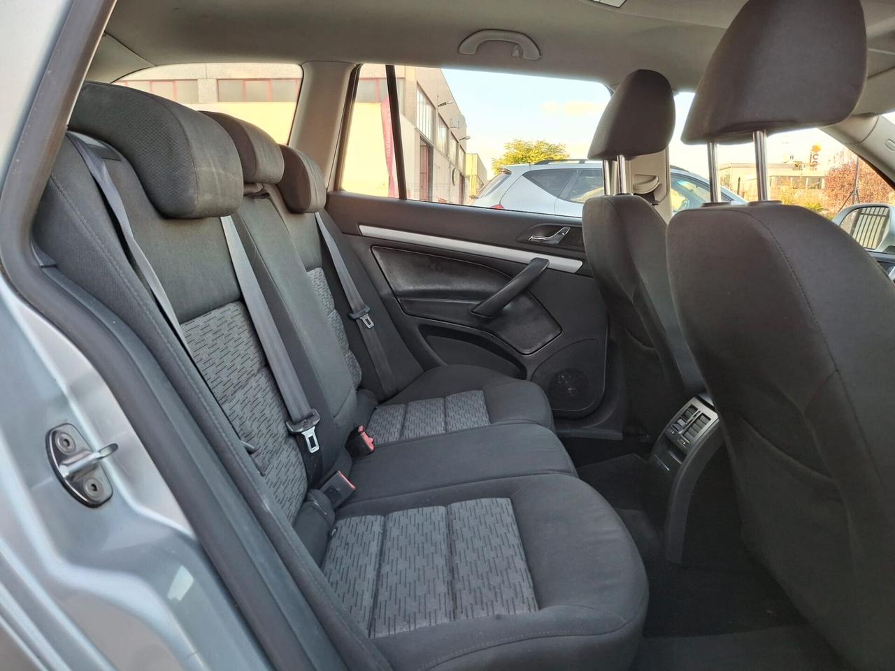 Skoda Octavia 1.6 TDI CR 105 CV Wagon Ambition
