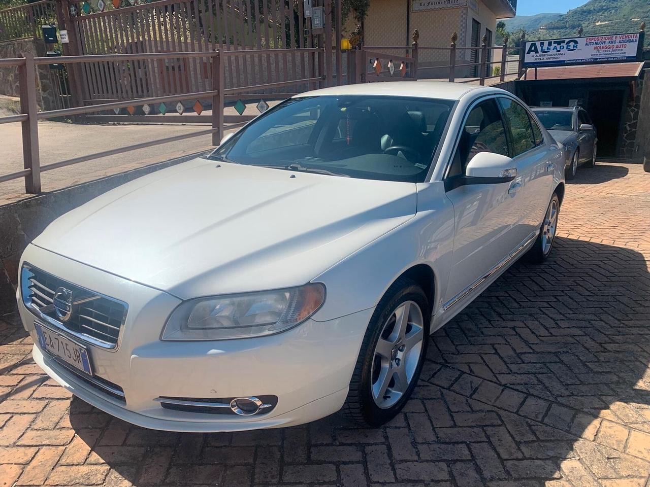 Volvo S80 2.4 D5 205 CV Geartronic Momentum