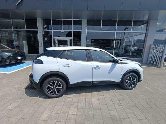 Peugeot 2008 1.2 Hybrid 145cv STYLE KM ZERO