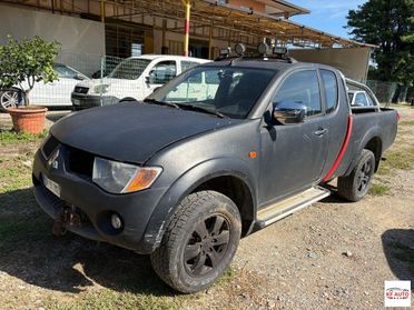 MITSUBISHI - L200 c.cab 2.5 di-d Intense