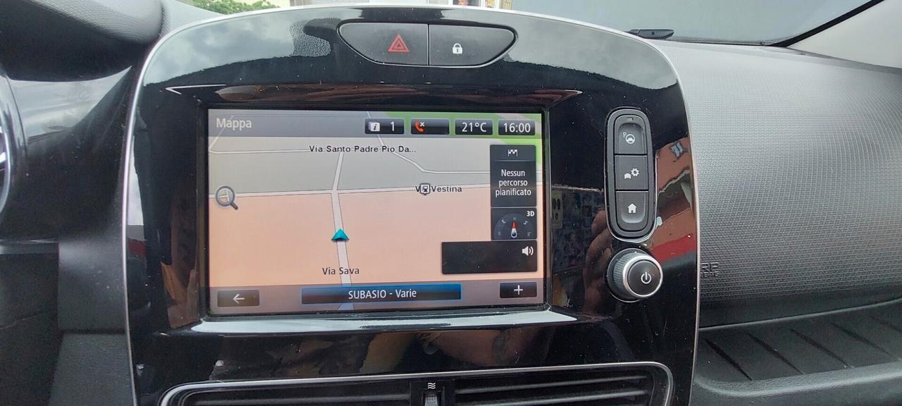 CLIO 1,5 DIESEL 90 CV DUEL NAVIGATORE LED CRUISE SENSORI X NEOPATENTATI IMPECCABILE