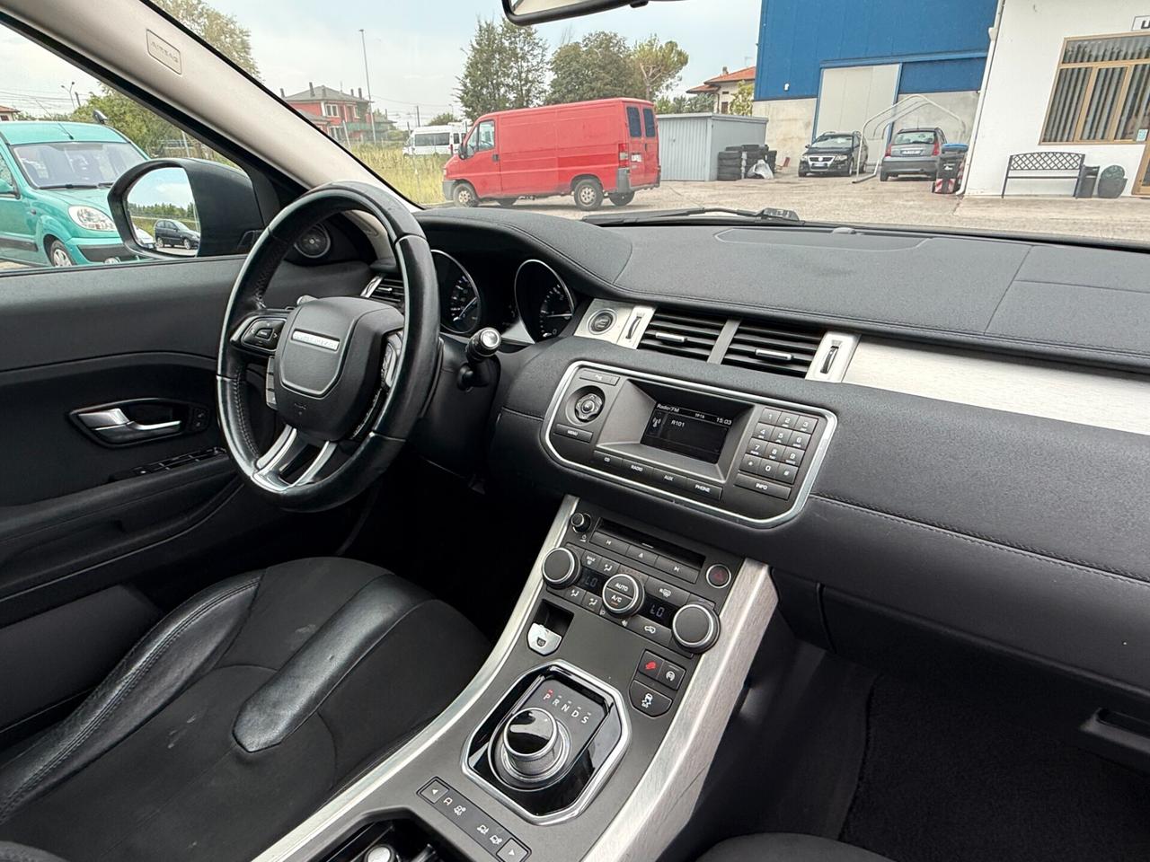 Land Rover Range Evoque 2.2 TD4 5p. Dynamic