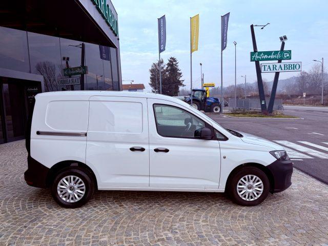 VOLKSWAGEN Caddy KM 9.900 - PARI AL NUOVO - FULL OPT - NO OBBLIGO F