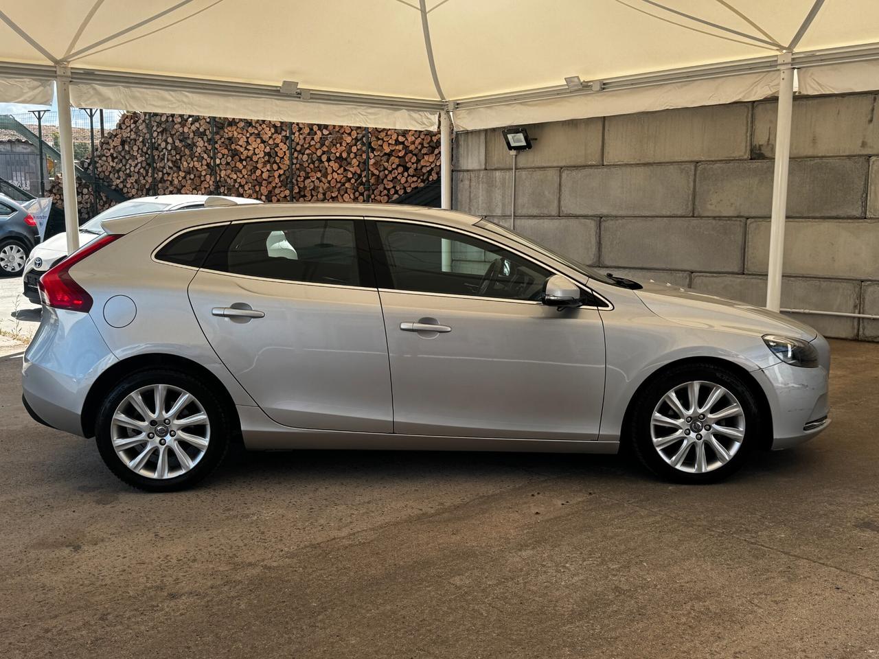 Volvo V40 D2 1.6 Business 115 Cv - 11/2013