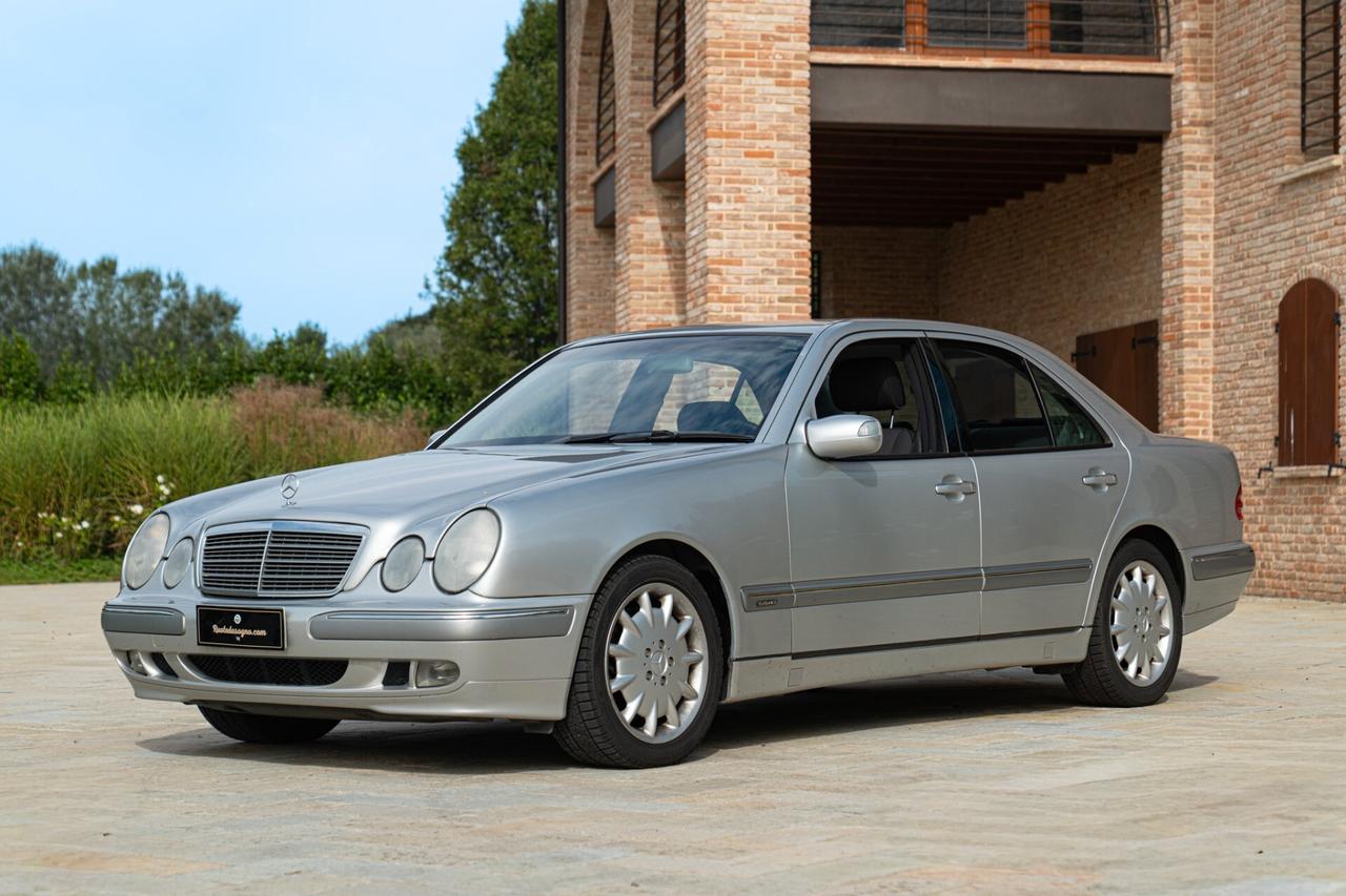 Mercedes-benz E 430 V8 - MER00314